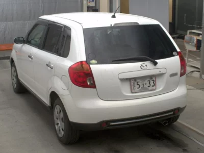 Mazda Verisa