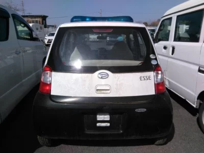 Daihatsu Esse