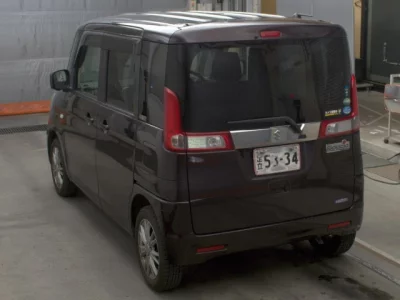 Suzuki Spacia