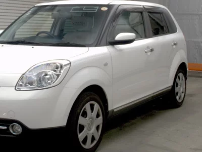 Mazda Verisa