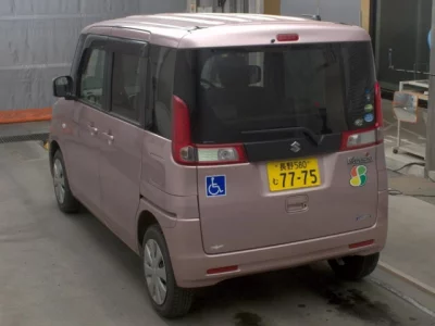 Suzuki Spacia