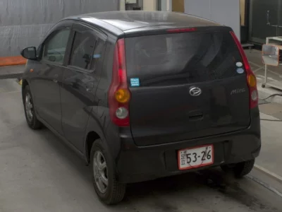 Daihatsu MIRA