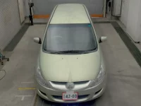 Mitsubishi GRANDIS лот № 17131 оценка 3.5  с аукциона в Японии 4