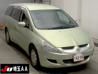Mitsubishi GRANDIS  с аукциона в Японии
