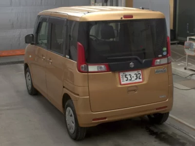 Suzuki Spacia