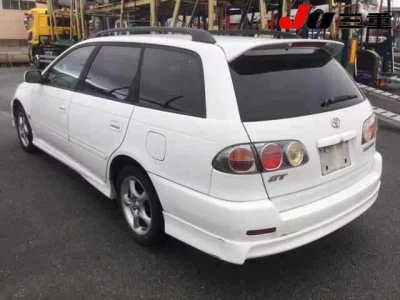 Toyota CALDINA  с аукциона в Японии