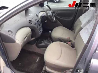 Toyota PLATZ  с аукциона в Японии