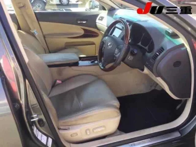 Lexus GS  с аукциона в Японии