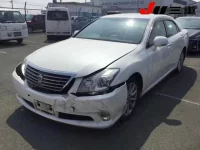 Toyota CROWN лот № 3003 оценка X  с аукциона в Японии 8