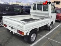 Honda ACTY TRUCK лот № 1047 оценка 3.5  с аукциона в Японии 5