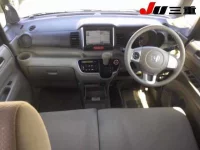 Honda N BOX лот № 8028 оценка R  с аукциона в Японии 7