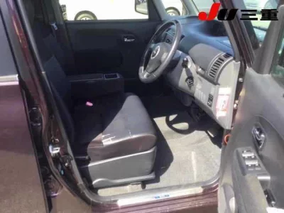 Daihatsu TANTO  с аукциона в Японии