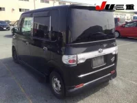 Daihatsu TANTO лот № 8063 оценка R  с аукциона в Японии 1