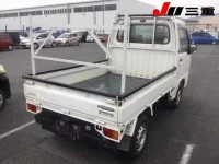 Subaru SAMBAR лот № 41 оценка 4  с аукциона в Японии 5