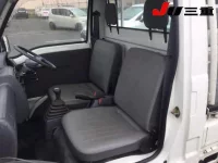 Subaru SAMBAR лот № 41 оценка 4  с аукциона в Японии 9
