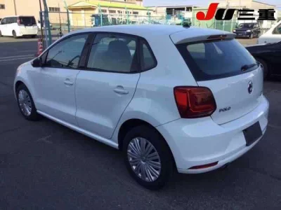 Volkswagen Polo  с аукциона в Японии