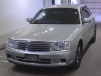 Nissan GLORIA лот № 5006 оценка 4  с аукциона в Японии 4
