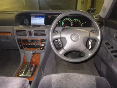 Nissan GLORIA  с аукциона в Японии
