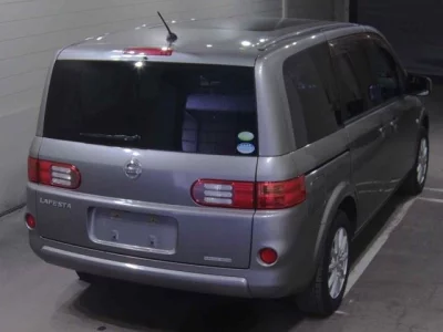 Nissan LAFESTA  с аукциона в Японии