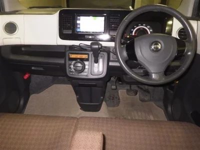 Nissan MOCO  с аукциона в Японии