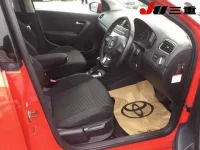 Volkswagen Polo лот № 8062 оценка 3.5  с аукциона в Японии 3