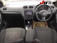 Volkswagen Polo лот № 8062 оценка 3.5  с аукциона в Японии 7