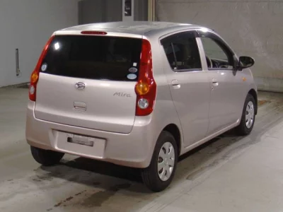 Daihatsu MIRA  с аукциона в Японии