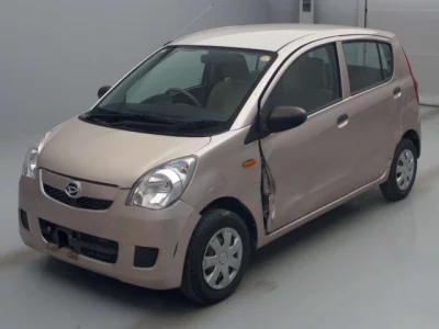 Daihatsu MIRA  с аукциона в Японии