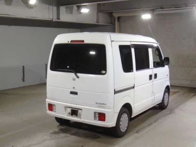 Suzuki EVERY  с аукциона в Японии