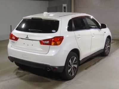 Mitsubishi RVR