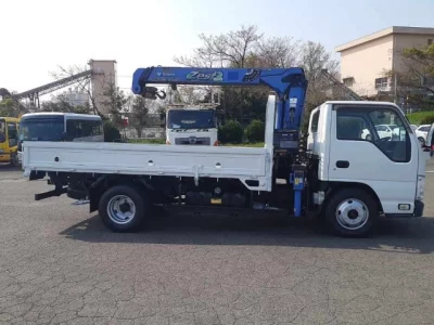 Isuzu ELF