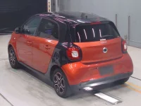 Smart FORFOUR лот № 70049 оценка 3.5  с аукциона в Японии 5