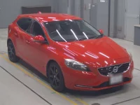 Volvo V40 лот № 30356 оценка 4.5  с аукциона в Японии 4