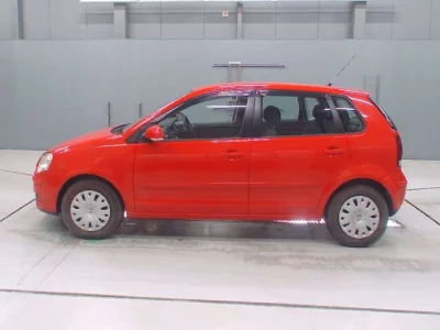 Volkswagen Polo  с аукциона в Японии