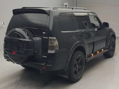 Mitsubishi PAJERO  с аукциона в Японии