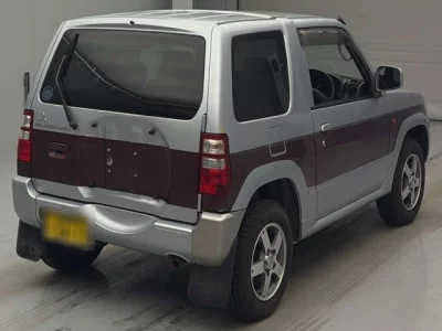 Mitsubishi Pajero Mini