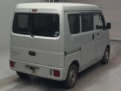 Mitsubishi Minicab Van