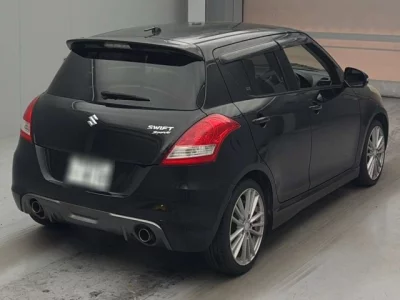 Suzuki SWIFT  с аукциона в Японии