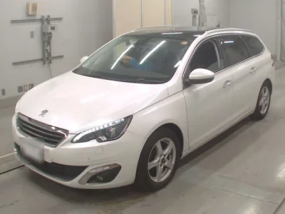 Peugeot 308  с аукциона в Японии