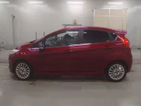 Ford FIESTA лот № 38117 оценка 3.5  с аукциона в Японии 3