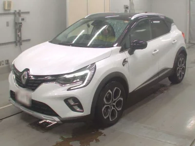 Renault Captur  с аукциона в Японии