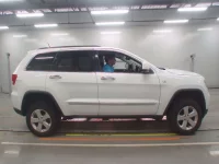 Chrysler JEEP GRAND CHEROKEE лот № 38313 оценка RA  с аукциона в Японии 2