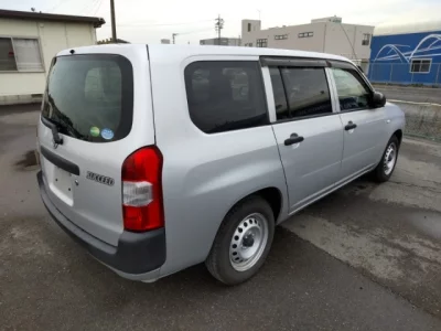 Toyota SUCCEED
