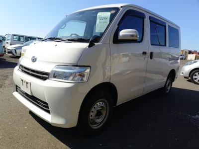 Toyota TOWN ACE VAN  с аукциона в Японии