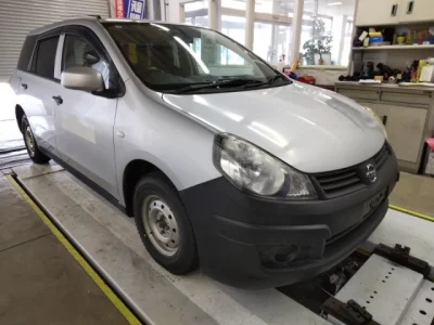 Nissan AD