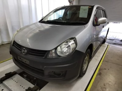 Nissan AD
