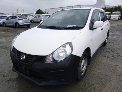 Nissan AD