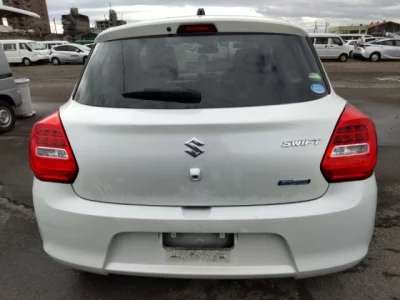 Suzuki SWIFT  с аукциона в Японии