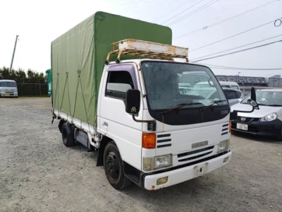 Mazda Titan