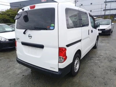 Nissan NV200